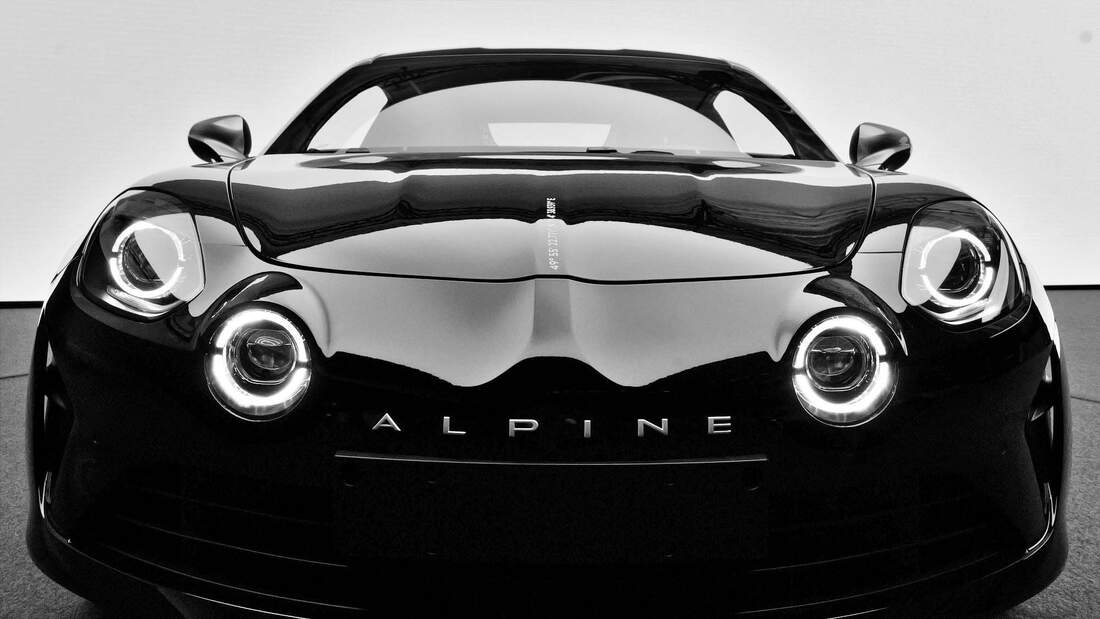 Une voiture qui cache des trésors sous son allure sobre 🚗✨ : ce que vous ne soupçonnez pas !