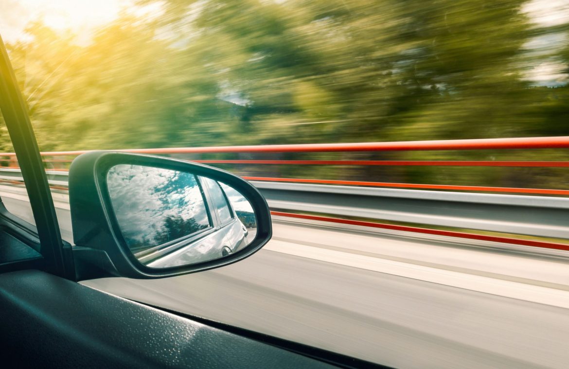 Un accessoire méconnu pour votre véhicule 🚗✨ : découvrez comment transformer votre rétroviseur avec style !