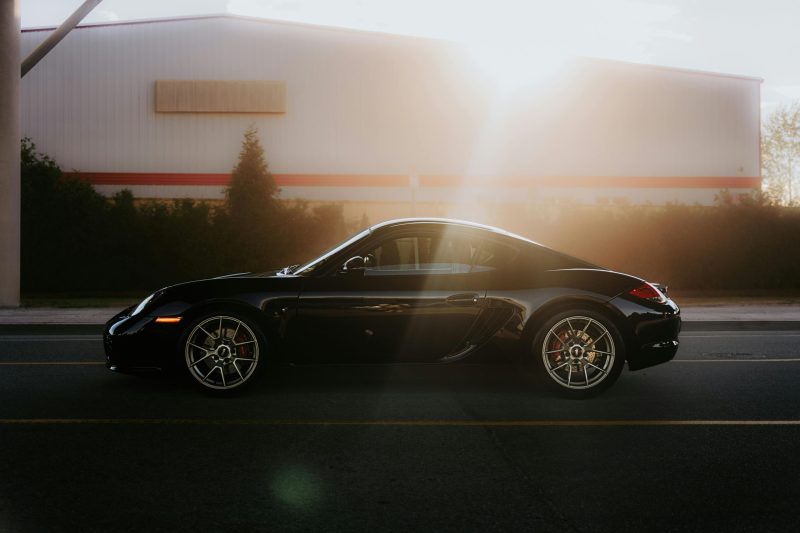 Les secrets de l&rsquo;excellence : pourquoi Porsche domine le marché des voitures de sport de luxe